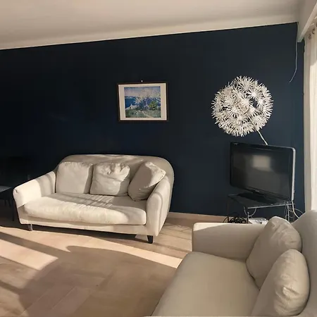 Bel Proche Climatisées Apartamento *